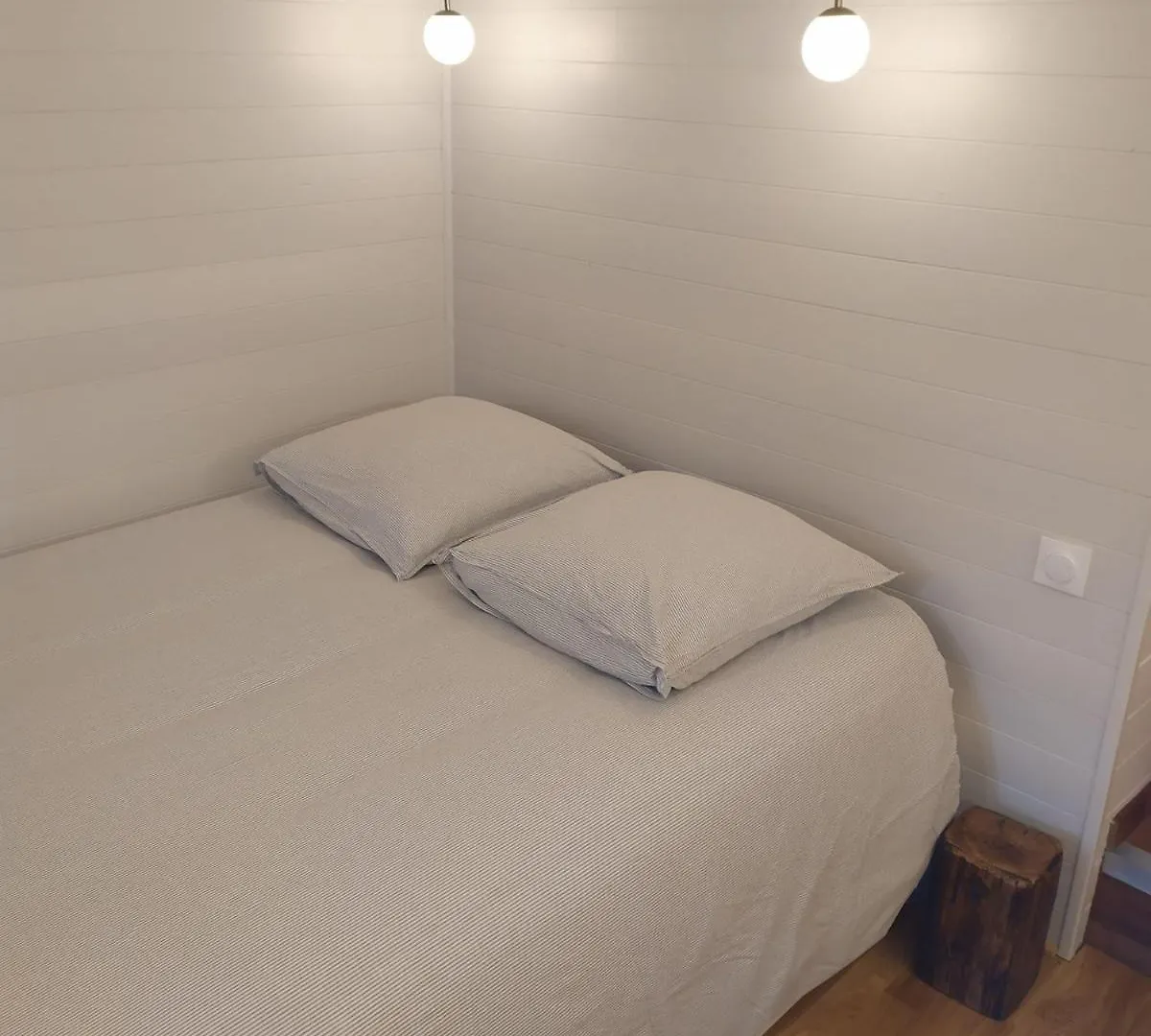 Lägenhet Studio Hortensia A 2 Pas Du Port - Confortable, Classe 2 Etoiles Cancale